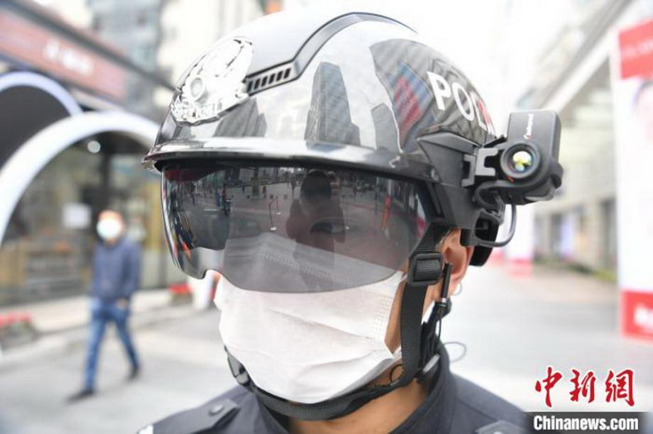 洛克王国圣龙骑士套装_洛克王国套装骑士圣龙怎么打_洛克王国圣龙的骑士