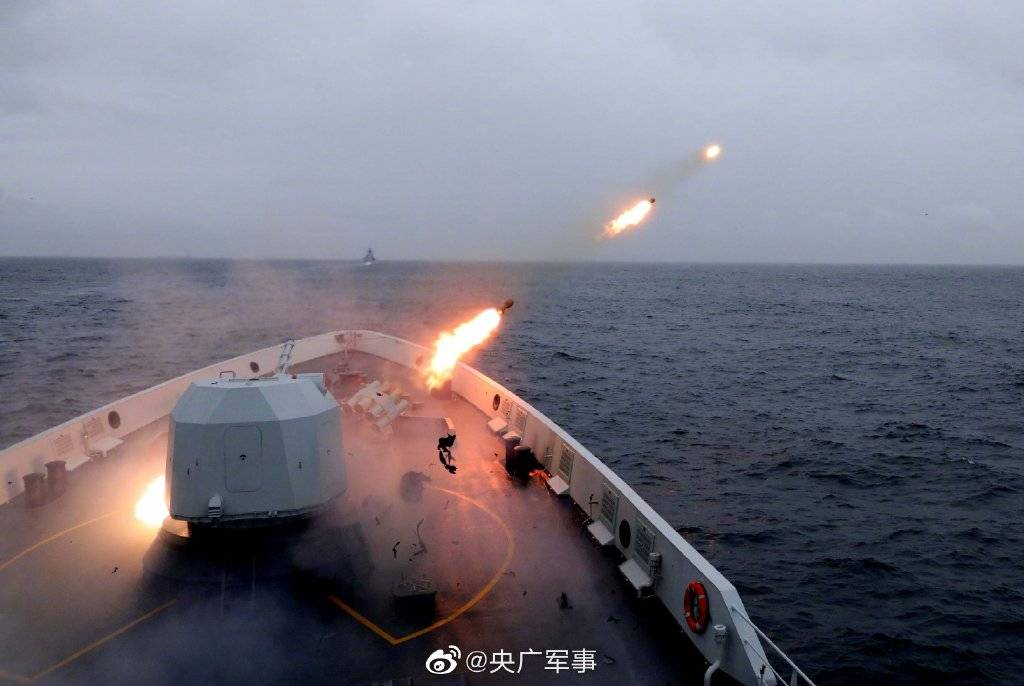 61式100毫米舰炮_79式100舰炮_69式30mm双管舰炮