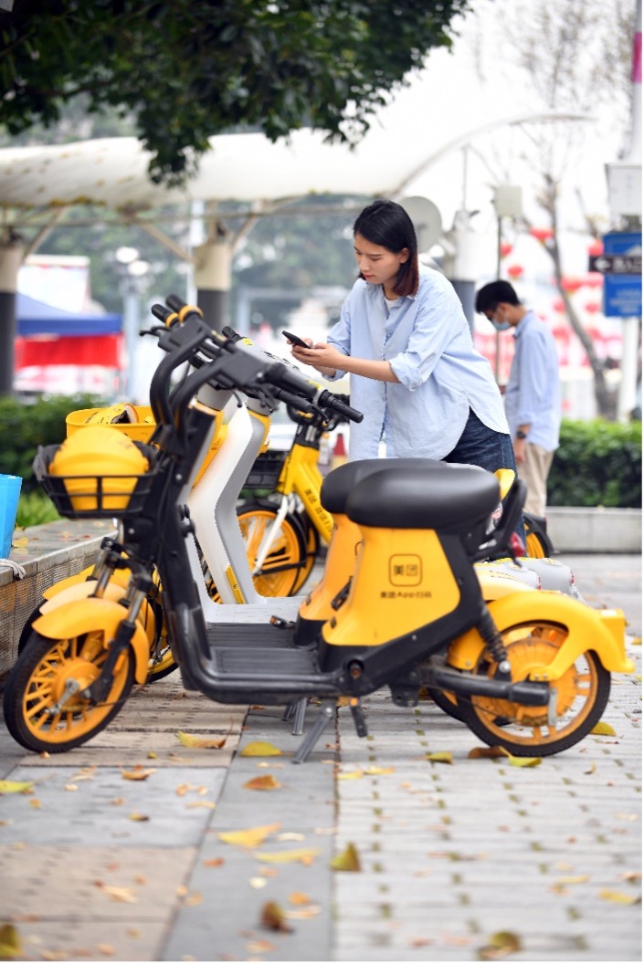上海扫码自行车怎么用_上海街头扫码自行车_上海自行车扫码车如何收费