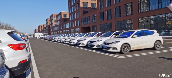 爱车车位_爱车车_爱车车险是哪个保险公司的