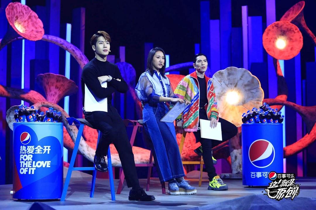 视频可乐瓶子能做什么手工制作_可乐视频_视频可乐鸡翅的做法