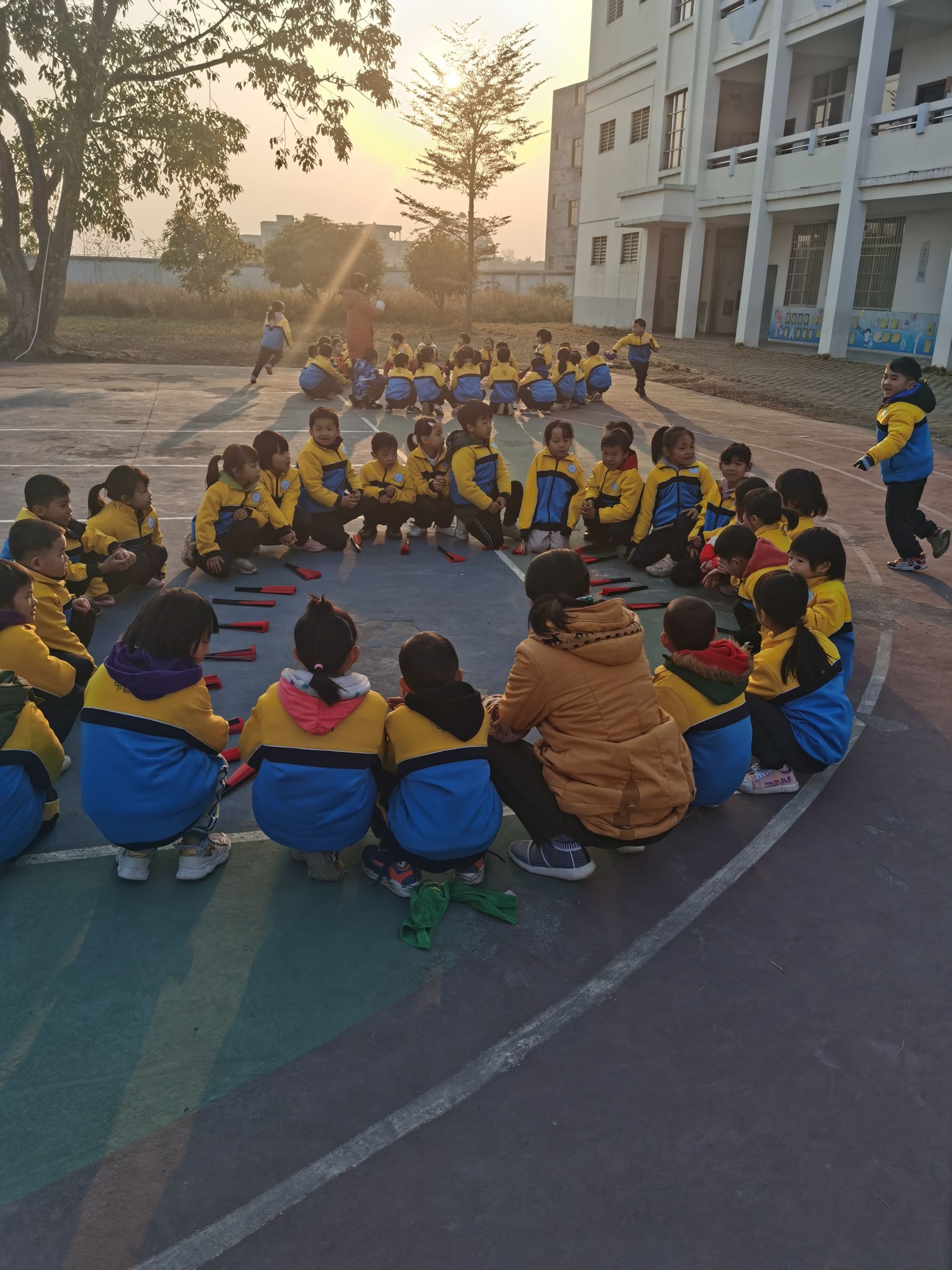 校园游戏_校园游戏活动_校园游戏有哪些