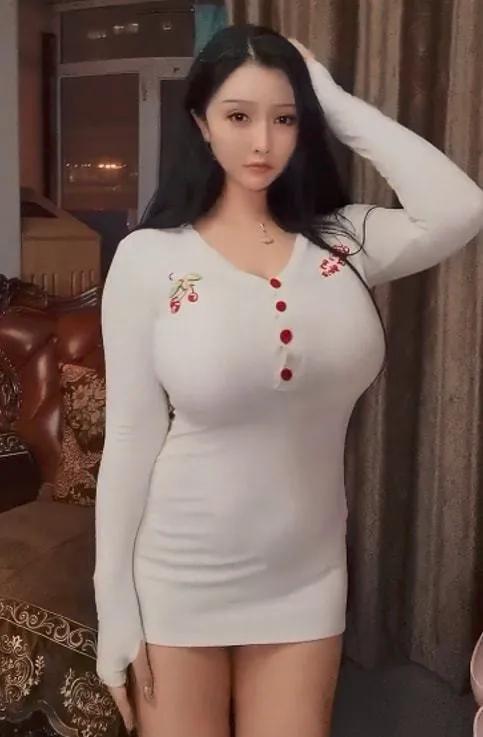 可以看美女胸的软件_可以看美女胸的软件_可以看美女胸的软件