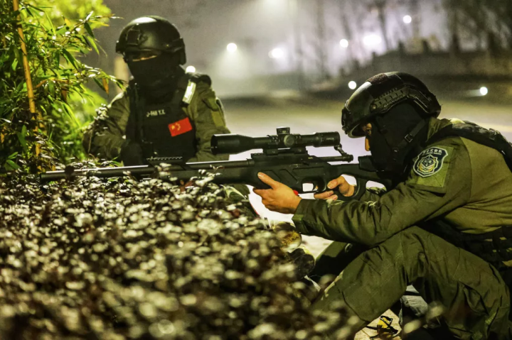 反恐特警队手机版游戏_反恐特警队下载下载_特警反恐队版手机游戏叫什么