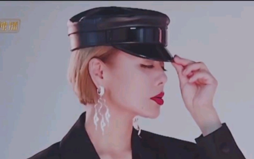 飞机游戏抖音手机游戏_游戏抖音飞机手机能玩吗_抖音上的一款飞机手游