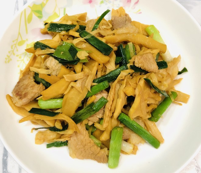 吃春_春吃什么夏吃什么口诀_春吃芽夏吃叶秋吃果冬吃根