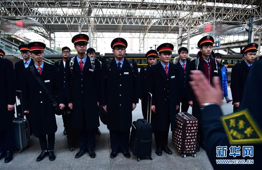 三国单机版手机游戏_破解版手机游戏_tinyrails游戏手机版