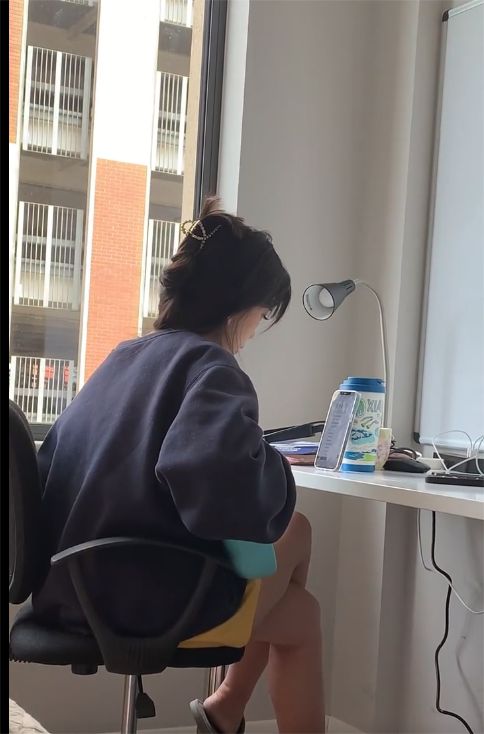手机宿舍游戏_2人寝室不用手机游戏_寝室手机小游戏