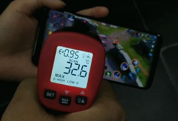 能带动游戏的手机_28元手机能带游戏吗_手机带游戏的