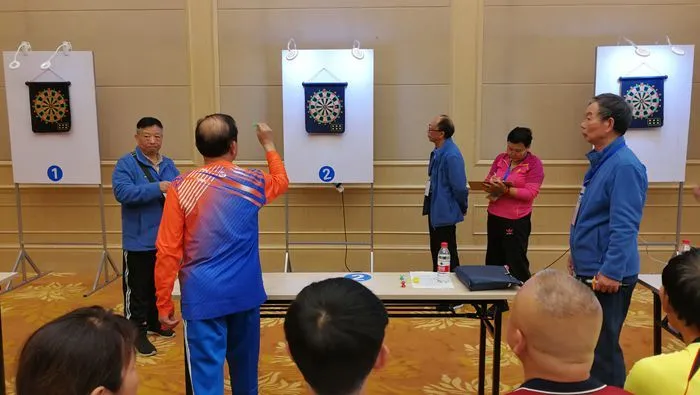 飞镖试玩ios_飞镖游戏手机版下载苹果_苹果飞盘游戏