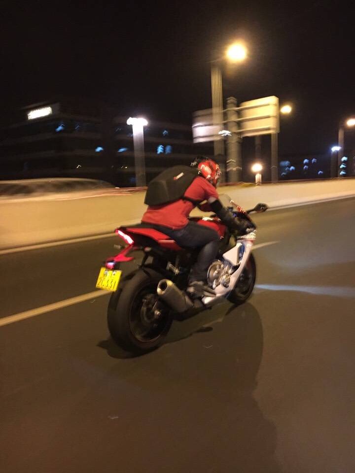 高端摩托车小游戏手机版_高质量摩托车游戏_摩托车游戏手游