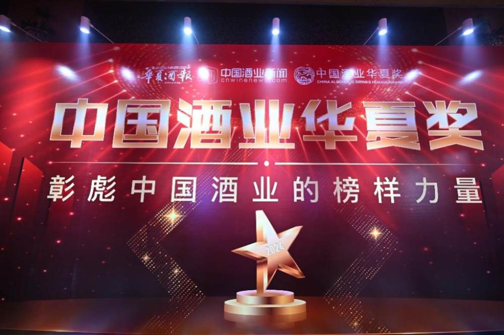 火爆手机游戏_火爆手机游戏排行_2017火爆的手机游戏