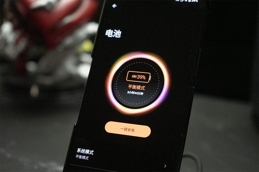 rog游戏手机补电_rog2电竞游戏手机_电玩游戏手机