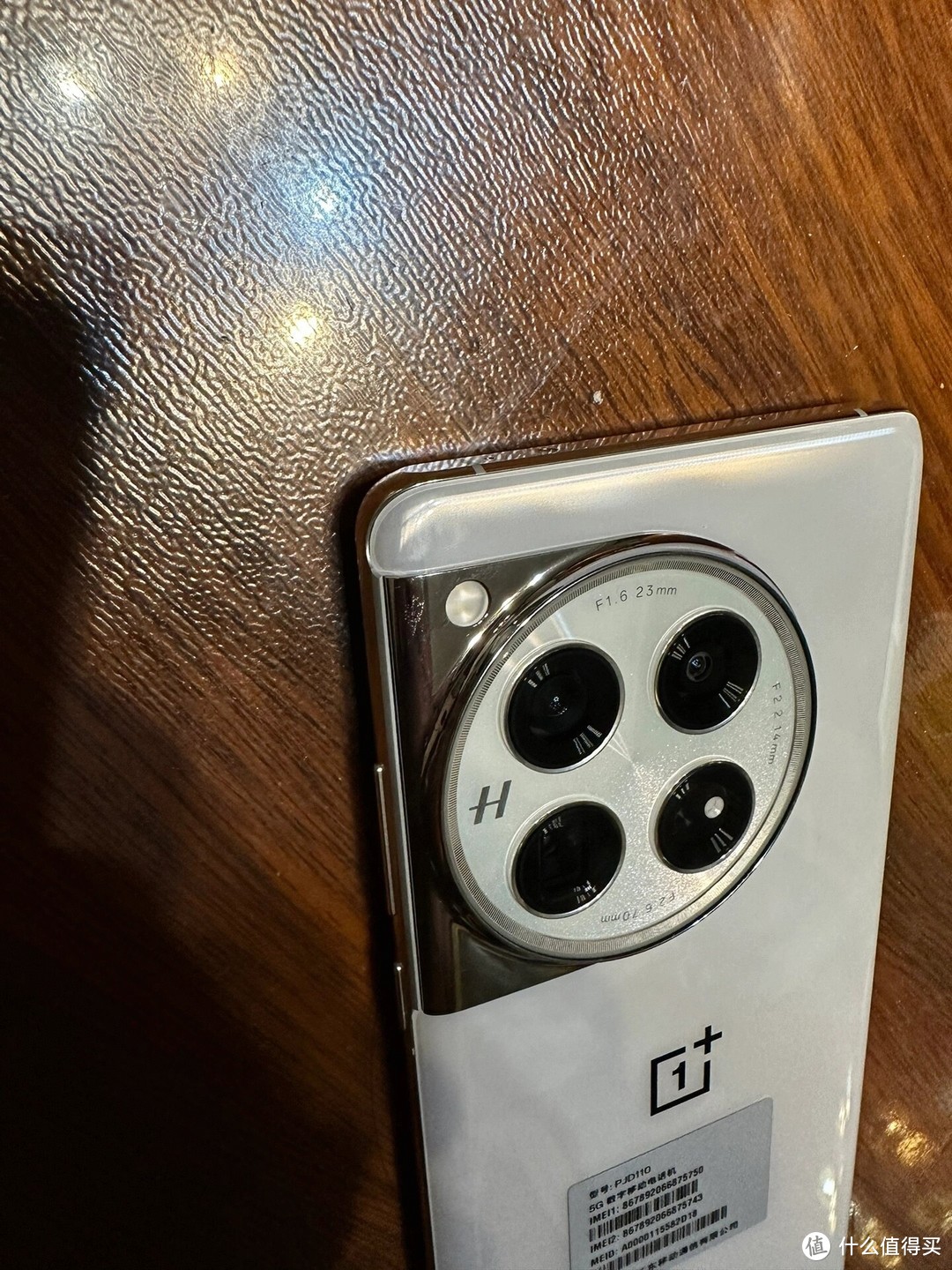 苹果吃鸡有什么优势_打吃鸡游戏用什么苹果手机_吃苹果的游戏玩法