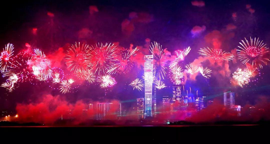 开国大典时间是几点_开国大典时间地点_开国大典时间