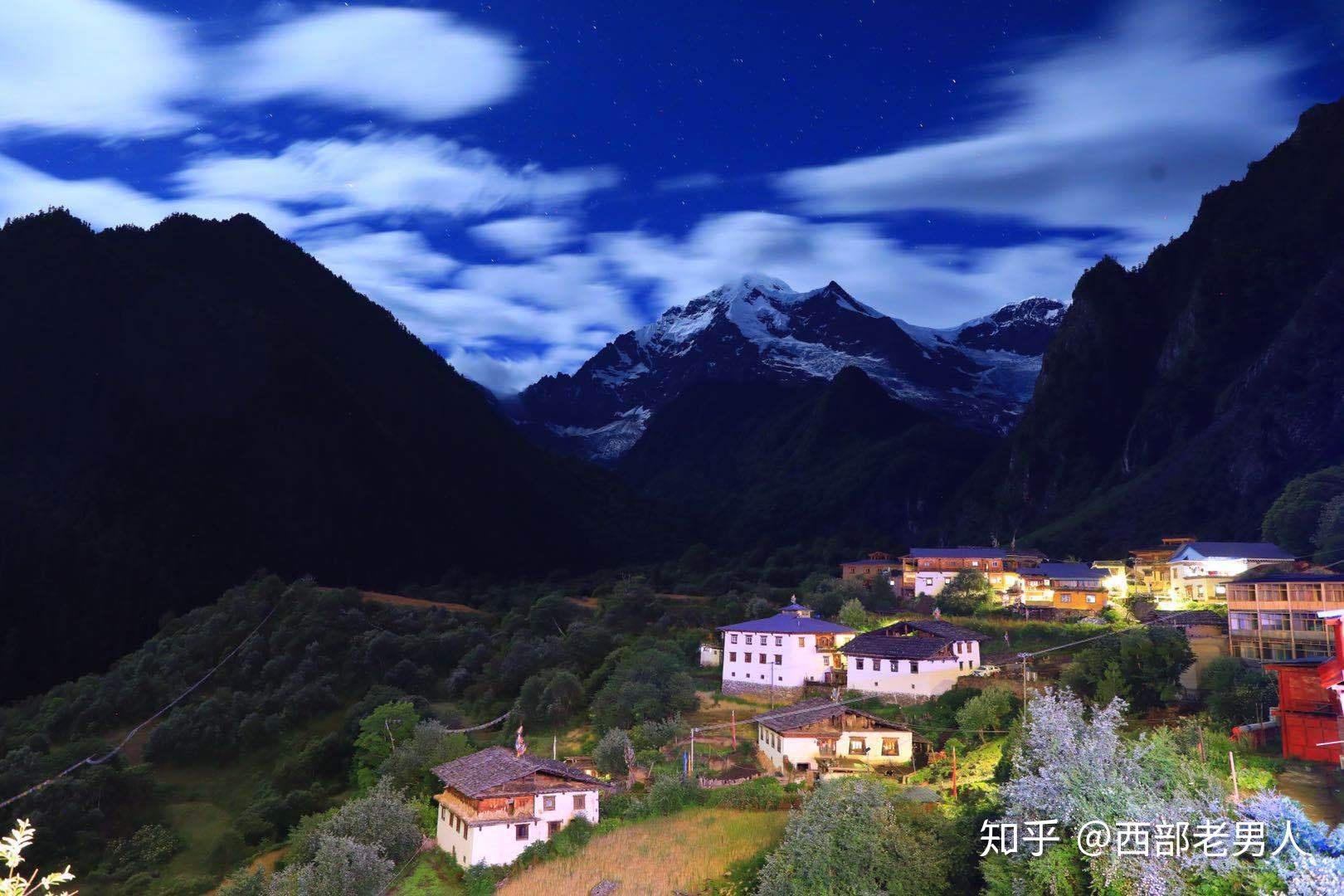高山冒险 手机游戏-高峰挑战：手机游戏带你体验雪山之巅的壮丽冒险