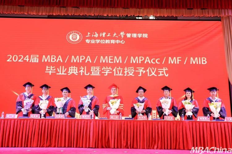 房车小游戏_房车生活手机游戏_房车生活模拟器游戏